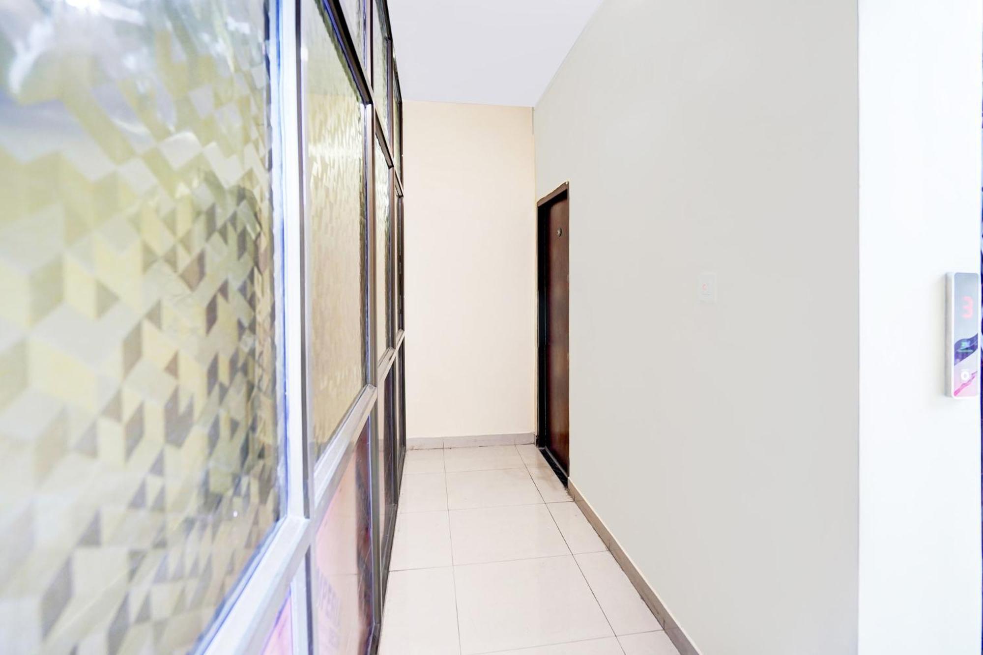 Super Hotel O Blw Kakarmatta Near Banaras Junction Benares Buitenkant foto