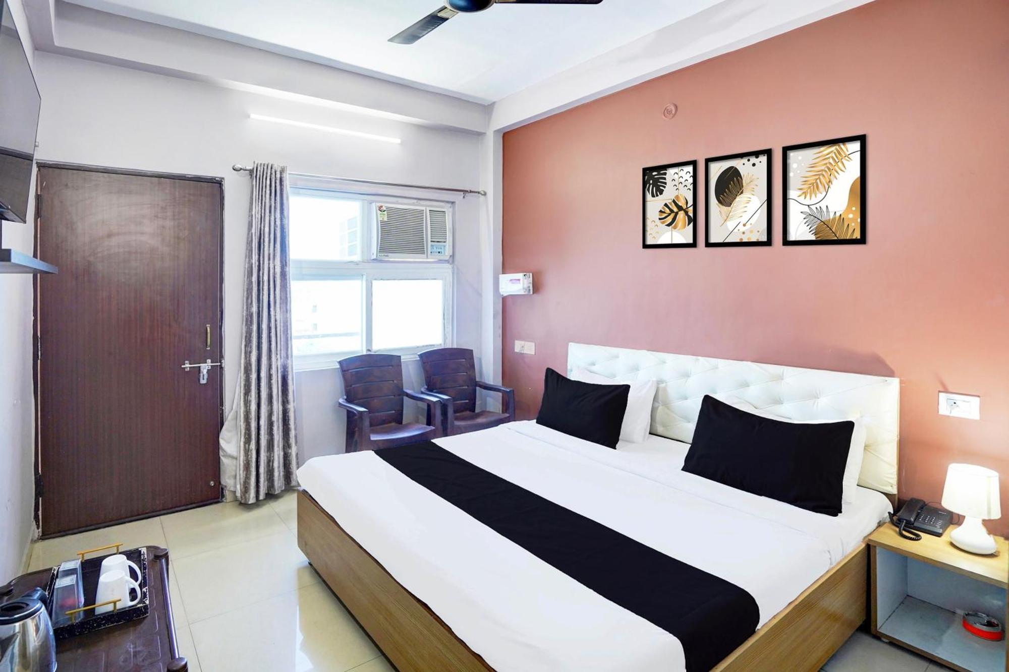Super Hotel O Blw Kakarmatta Near Banaras Junction Benares Buitenkant foto